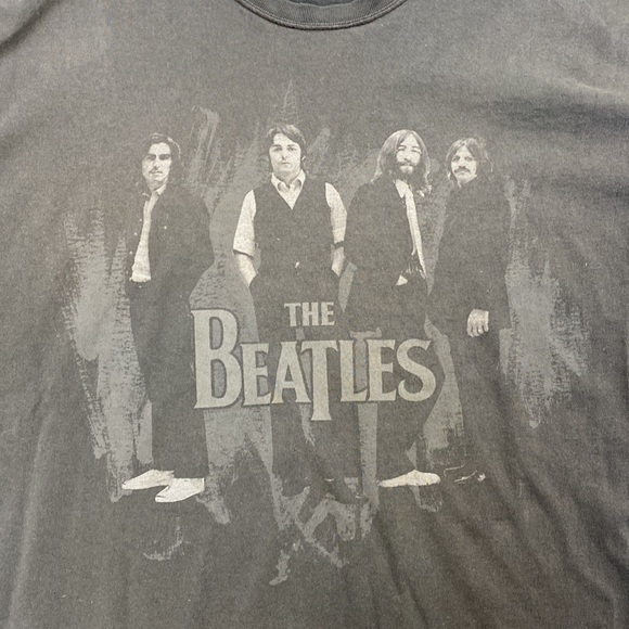 The Beatles Graphic Short Sleeve Band Tee - Picture 2 of 5